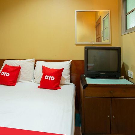 Spot On 90137 Casavilla Hotel Pudu Куала-Лумпур Экстерьер фото