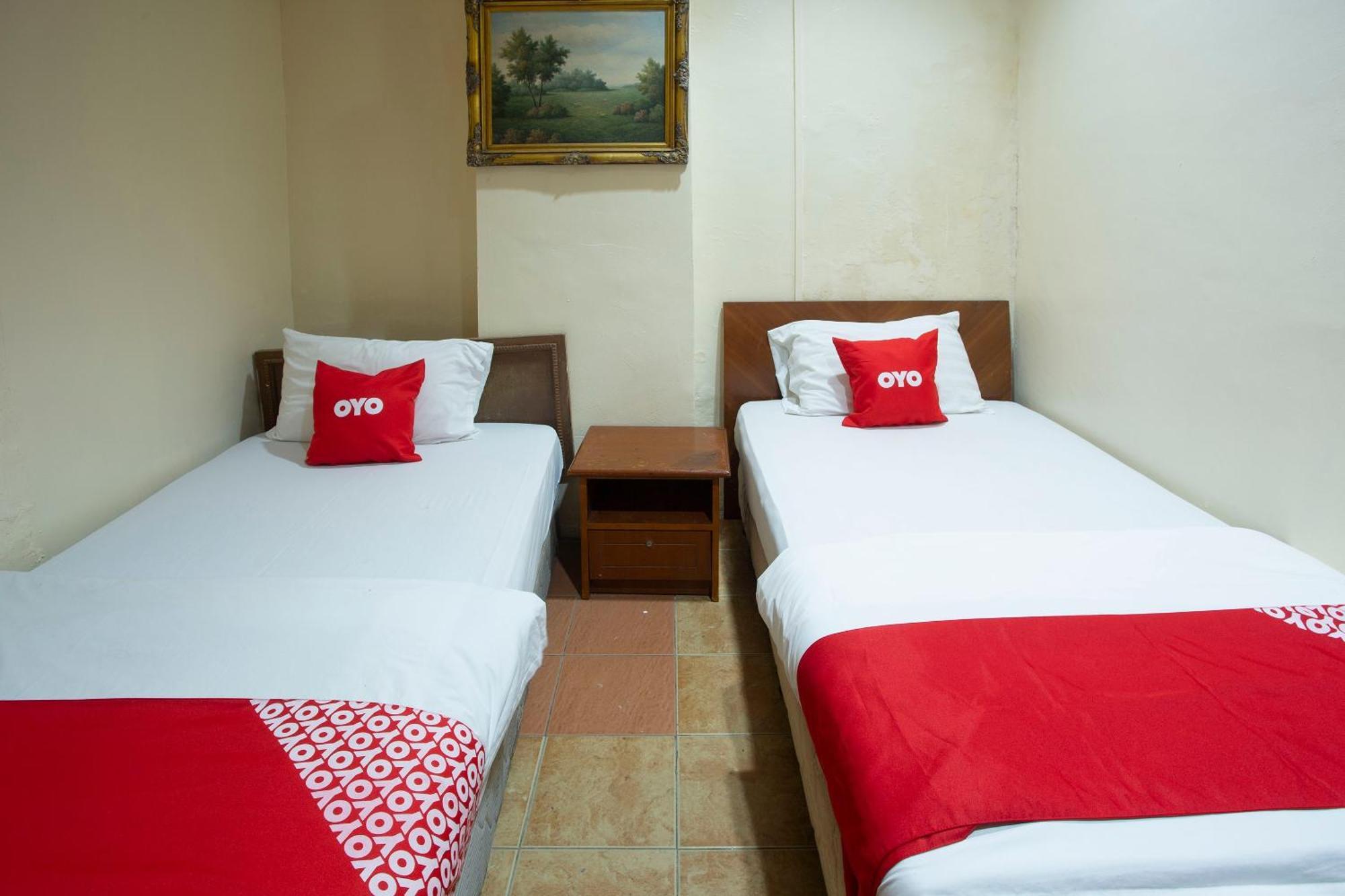 Spot On 90137 Casavilla Hotel Pudu Куала-Лумпур Экстерьер фото