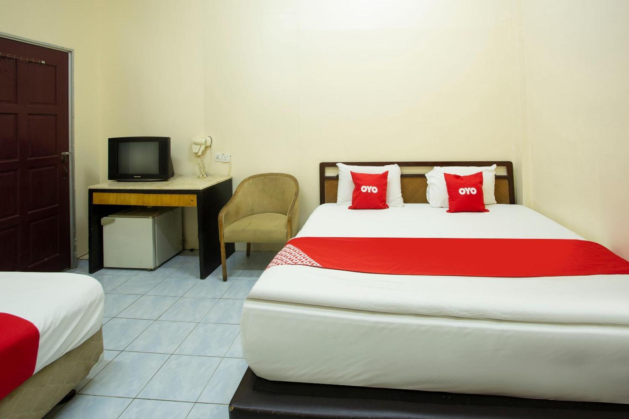 Spot On 90137 Casavilla Hotel Pudu Куала-Лумпур Экстерьер фото
