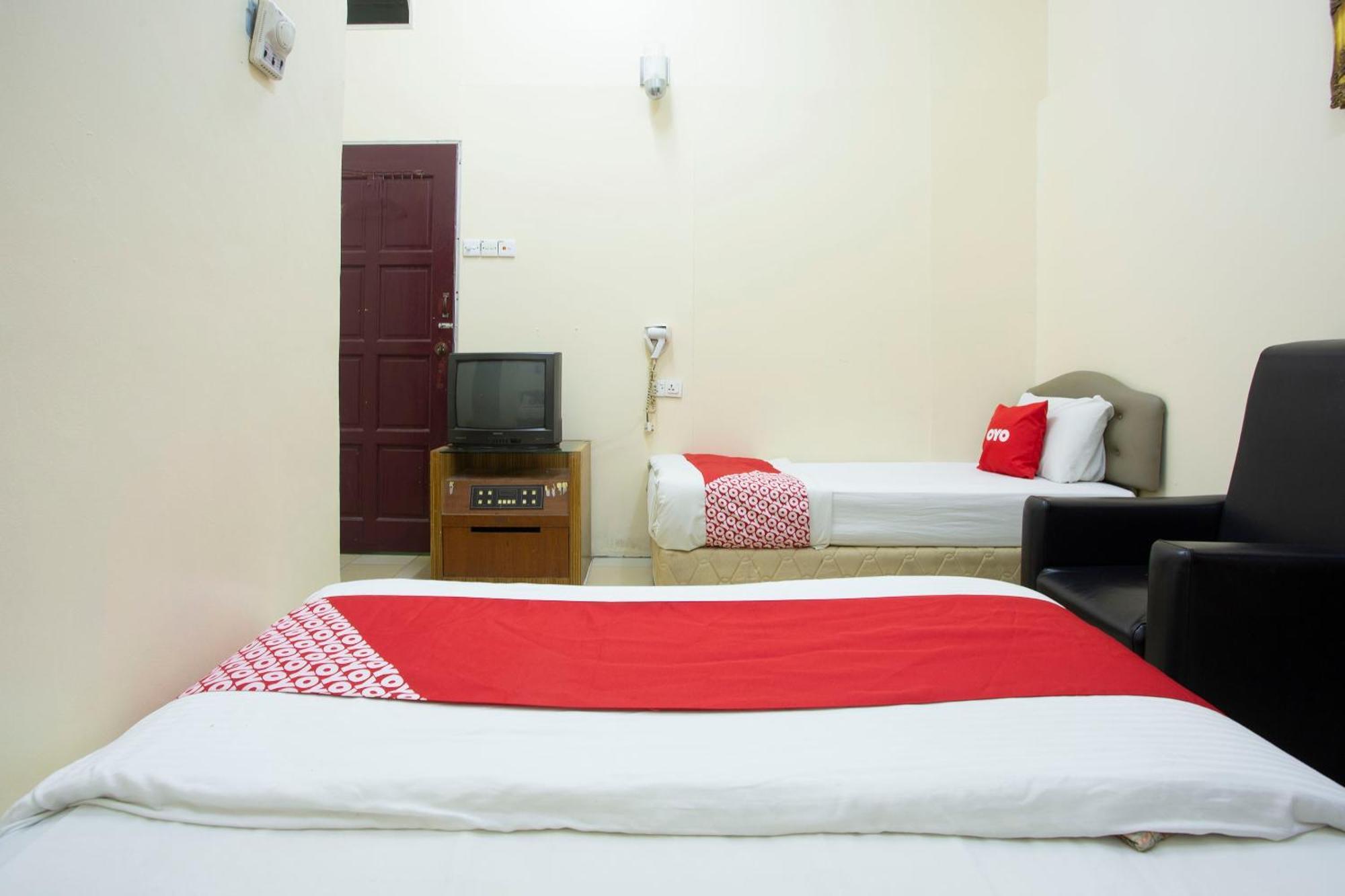 Spot On 90137 Casavilla Hotel Pudu Куала-Лумпур Экстерьер фото